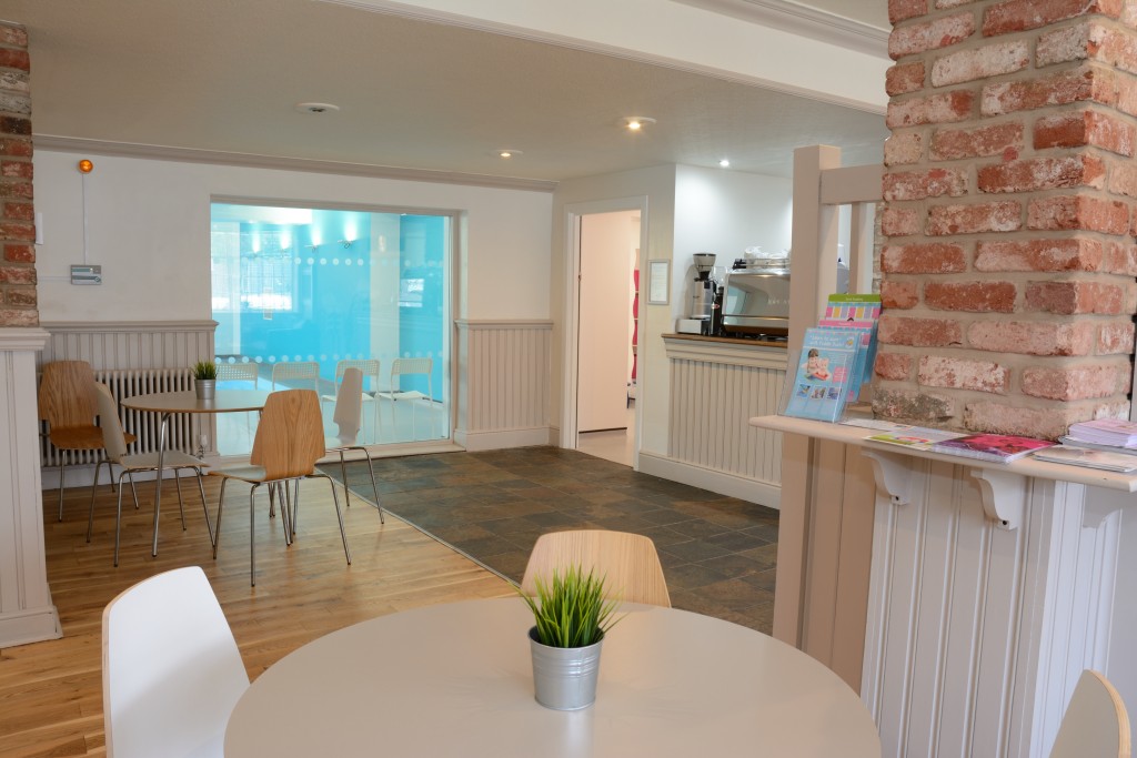 Outdoor outlet cover picture